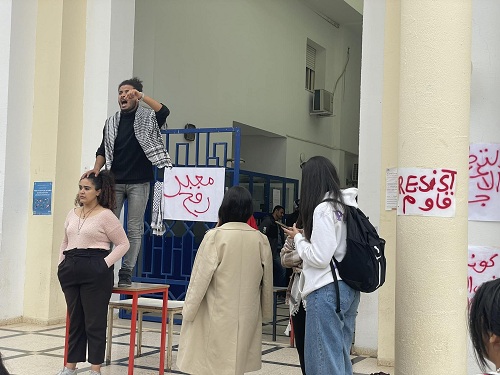 اعتصام طلبة معهد الصحافة